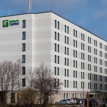 Holiday Inn Express - Munich North By Ihg Munique Exterior foto