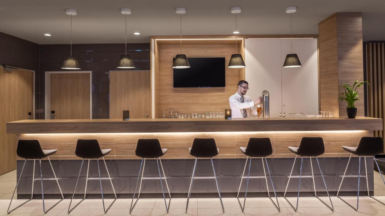 Holiday Inn Express - Munich North By Ihg Munique Exterior foto