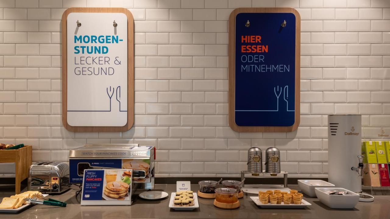 Holiday Inn Express - Munich North By Ihg Munique Exterior foto